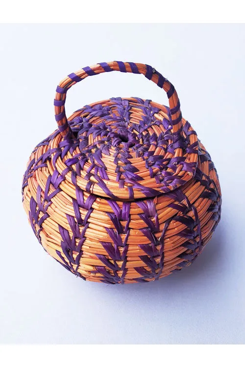 Handcrafted-Sikki-grass-Round-Container-1